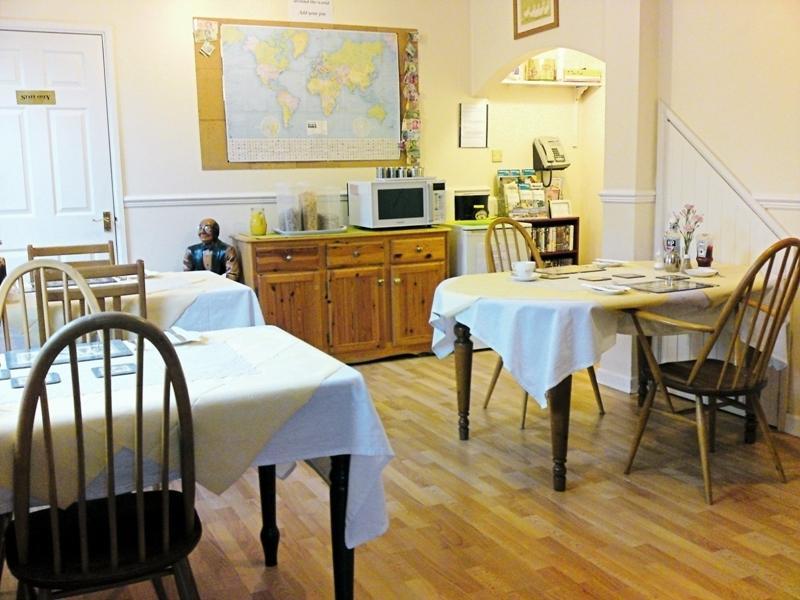 Crestwell House Bed & Breakfast Истли Екстериор снимка