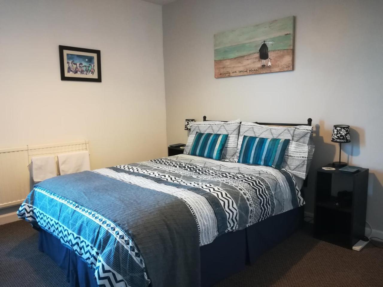 Crestwell House Bed & Breakfast Истли Екстериор снимка